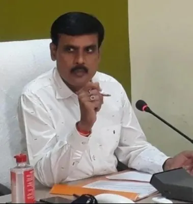 एमपी सिंह बने हरदोई के नए जिलाधिकारी