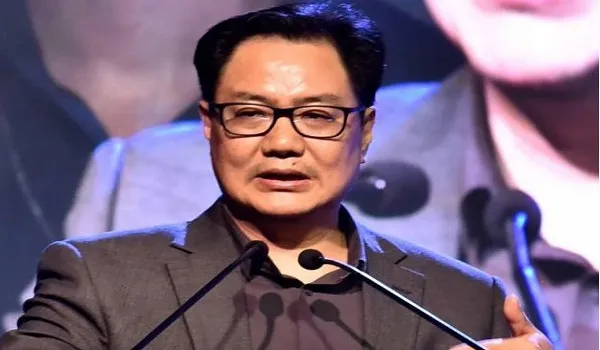 फास्ट ट्रैक अदालतें स्थापित करने में तेजी लाने की कानून मंत्री रीजीजू की सलाह