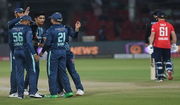 PAK vs ENG : लियम डॉसन की पारी गई बेकार, पाकिस्तान ने रोमांचक मुकाबले में इंग्लैंड को तीन रन से हराया