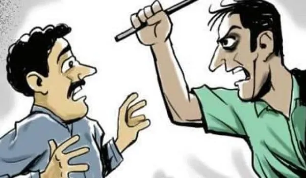 मुरादाबाद: घर में घुसकर महिला से छेड़छाड़, विरोध पर पति को बेरहमी से पीटा