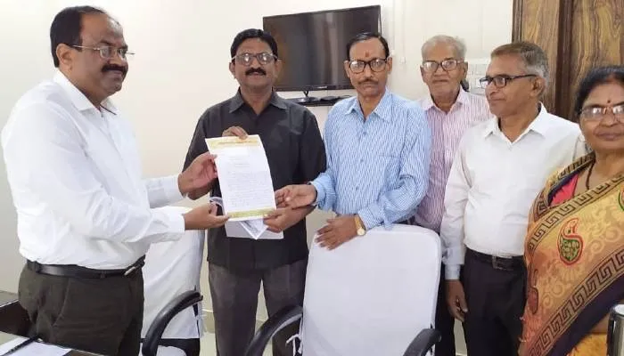 सुल्तानपुर: फिल्म ‘थैंक गॉड’ के विरोध में कायस्थ महासभा दी तहरीर, जानें वजह