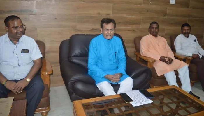 दलितों के आर्थिक सशक्तिकरण में मील का पत्थर होगी अभ्युदय योजना: डॉ. निर्मल