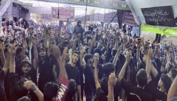 सुल्तानपुर: चुनहा में निकाला गया जुलूस, अंजुमनों ने किया मातम