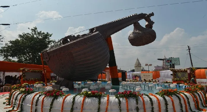 अयोध्या आइये तो जरूर देखिए लता चौक