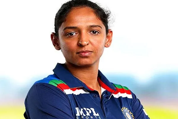 ऑलराउंडर दीप्ति शर्मा के समर्थन में उतरीं हरमनप्रीत कौर, जानिए रनआउट विवाद पर क्या कहा?