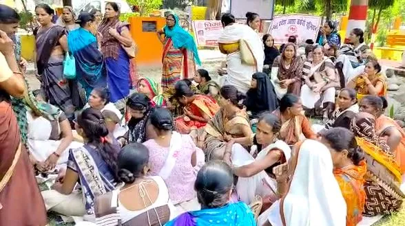 बरेली: फीकी रहेगी आशा कार्यकत्रियों की इस बार की दीवाली, नहीं मिला लंबे समय से भुगतान
