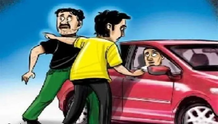 फर्रुखाबाद: चालक को गुमराह कर कार से 30 लाख किए पार