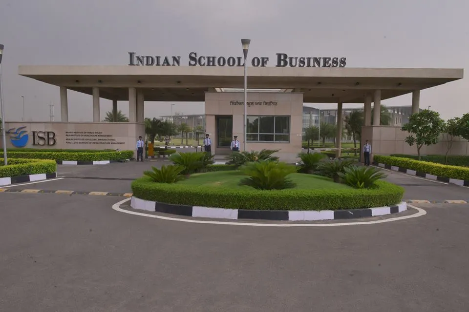 ISB हैदराबाद को मिला भारत में 1st रैंक, विश्व में 44वां स्थान