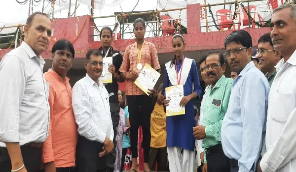 बिजनौर: प्रतियोगिता के दूसरे दिन खिलाड़ियों ने दिखाया दम