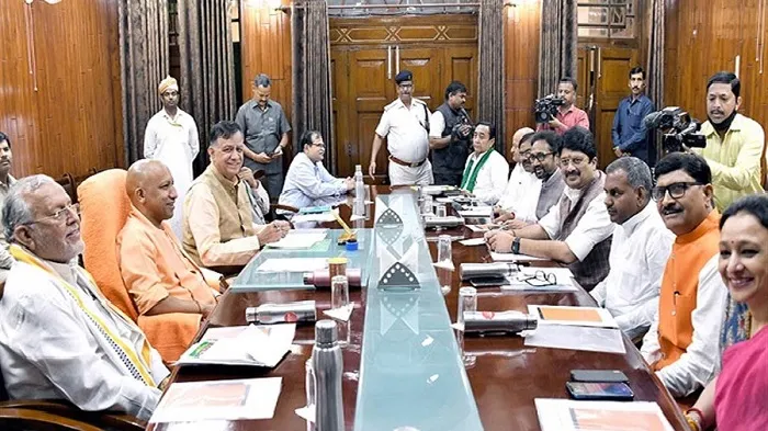 लखनऊ: योगी कैबिनेट में इलेक्ट्रिक व्हीकल नीति को मिली मंजूरी