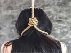 नैनीताल: केएमवीएन में कार्यरत युवती ने लगाई फांसी