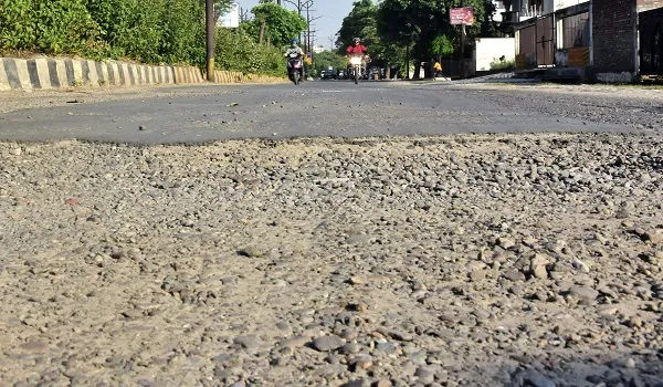 मुरादाबाद : माननीयों ने सड़क-प्याऊ और लाइट लगवाने को खोला खजाना