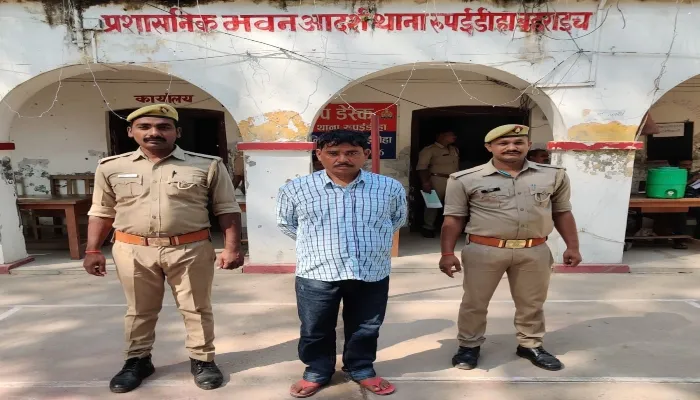 बहराइच: महिला की हत्या का आरोपी दबोचा, चोरी करने के दौरान हुई थी वारदात