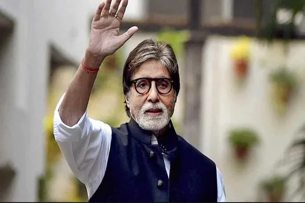 मशहूर कवि के बेटे होने के बाद भी अमिताभ ने किया संघर्ष, बतौर सुपरवाइजर की थी करियर की शुरूआत