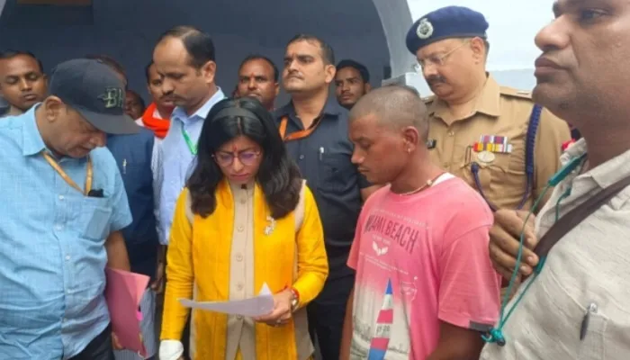 हरदोई: काईमऊ पहुंची राष्ट्रीय अनुसूचित जाति आयोग की टीम, सदस्य डा.अंजूबाला ने की इस पीड़ित परिवार से मुलाकात