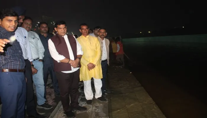 छठ पूजा पर श्रद्धालुओं का रखें विशेष ध्यान :एके शर्मा