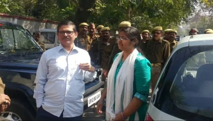 लखनऊ: पूर्व आईपीएस अमिताभ ठाकुर ने ट्विटर के खिलाफ दायर किया मुकदमा