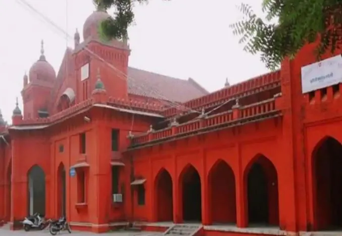 बरेली कॉलेज में 1 नवंबर से होंगी मिड टर्म परीक्षाएं, प्राचार्य ने विभागीय प्रभारियों की बैठक में लिया निर्णय