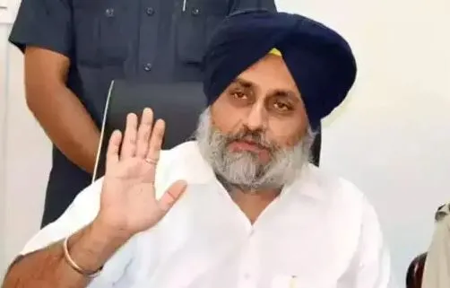 एसजीपीसी सहित पंथिक संस्थानों की सुरक्षा के लिए शिअद का मार्गदर्शन करें अकाल तख्त: बादल