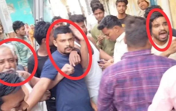 रामपुर: चेकिंग करने गई टीम पर लाठी-डंडों से किया हमला, कई बिजलीकर्मी घायल