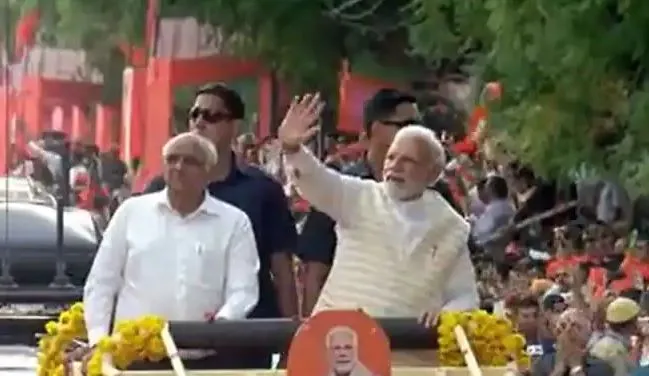 राजकोट: 7,000 करोड़ रुपये की परियोजनाओं की पीएम मोदी ने दी सौगात, रोड शो कर किया ऐलान