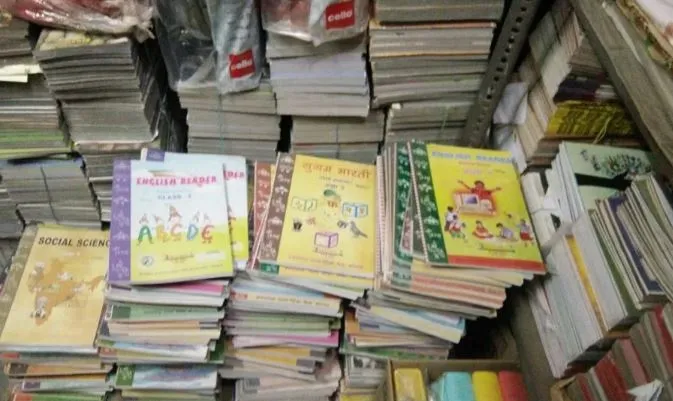 बरेली: सत्र के शुरू हुए छह माह बीते, स्कूलों में नहीं पहुंचीं किताबें, लापरवाह प्रकाशक होंगे चिन्हित, शासन को लिखा जाएगा पत्र