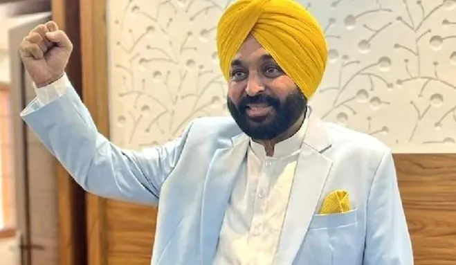 Punjab CM: सरकार के कामकाज में ‘हस्तक्षेप’ के लिए राज्यपाल की आलोचना 