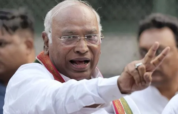 खड़गे को 26 अक्टूबर को सौंपा जाएगा निर्वाचन प्रमाणपत्र, संभालेंगे उसी दिन पदभार