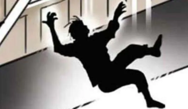 बरेली: फिटकरी की फैक्ट्री में गिरने से मजदूर की मौत, परिवार में मचा कोहराम