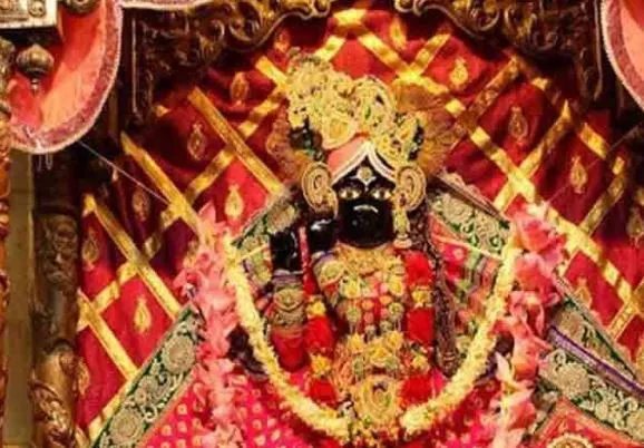 मथुरा: ठाकुर जी बांकेबिहारी मंदिर, भाई दूज से दर्शन का समय बदला 