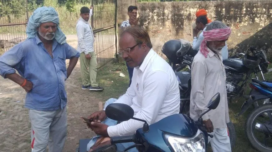 पीलीभीत: पिकअप से कुचलकर छात्र की मौत, दोस्त की हालत गंभीर