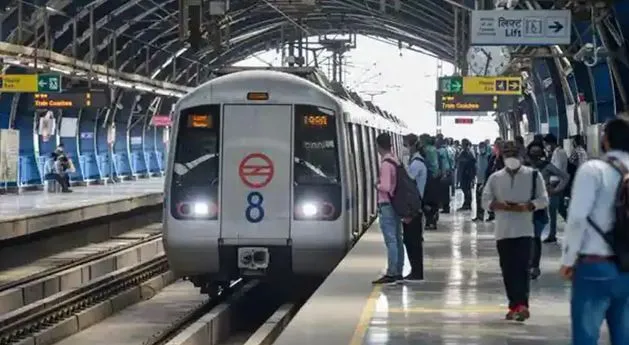 यात्रीगण कृपा ध्यान दें… दिवाली के दिन मेट्रो से यात्रा करने से पहले पढ़ लें ये खबर