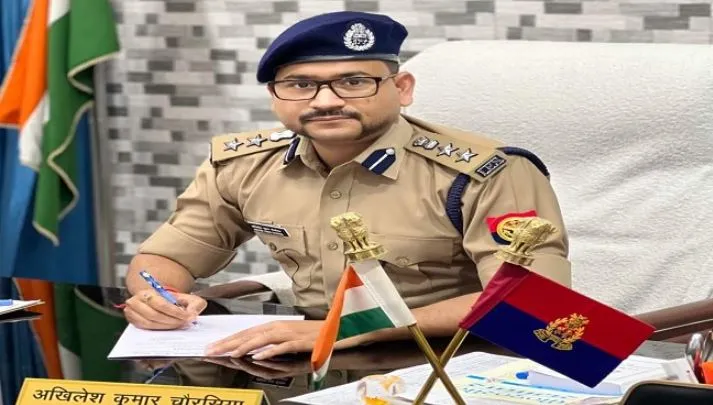 बरेली: सख्त तेवर में दिखे SSP, बदल दिए CO समेत छह इंस्पेक्टर और 53 दरोगा