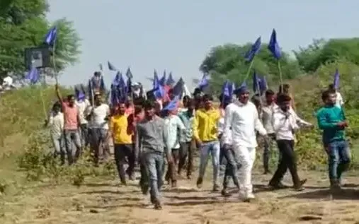 राजस्थान: 250 दलित परिवारों ने छोड़ा हिंदू धर्म, मूर्तियां नदी में किया विसर्जित
