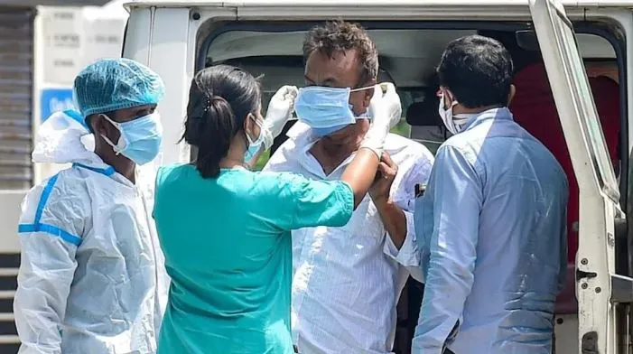 Corona Update: देश में फिर बढ़े कोरोना के मामले, जानें आज का अपडेट