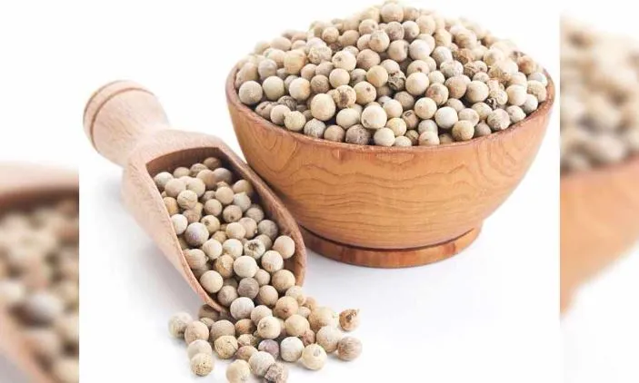 स्वास्थ्य रहेगा फिट जब खाएंगे सफेद मिर्च, इससे मिलेंगे आपको तमाम फायदे