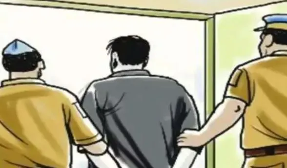 रामपुर: T20 मैच में सट्टे की खाईबाड़ी करते युवक को पुलिस ने रंगे हाथ पकड़ा