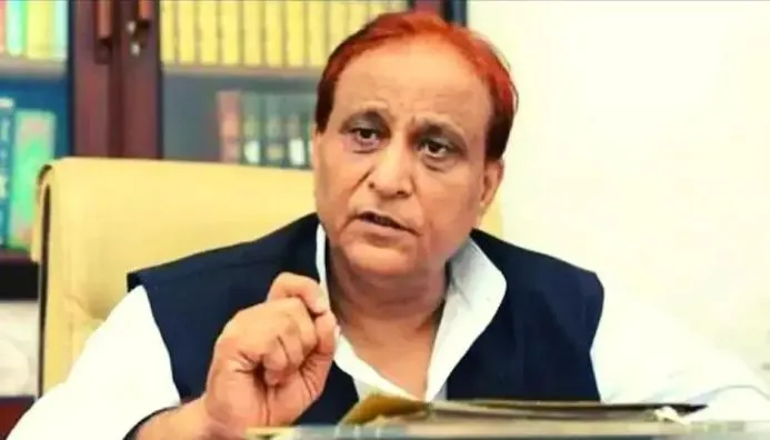 दो साल तीन माह के बाद जेल की चार दीवारी से रिहा हुए थे आजम खान