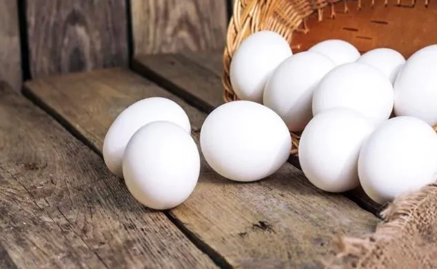 बरेली: सुबह-शाम की सर्दी शुरू होते ही अंडों के दामों में आया उछाल, जानें कितनी बढ़ीं कीमतें?