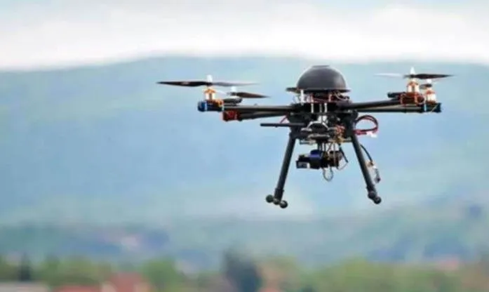 पंजाब में अंतरराष्ट्रीय सीमा के करीब पाकिस्तानी ड्रोन दिखा, BSF की गोलीबारी पर भागा