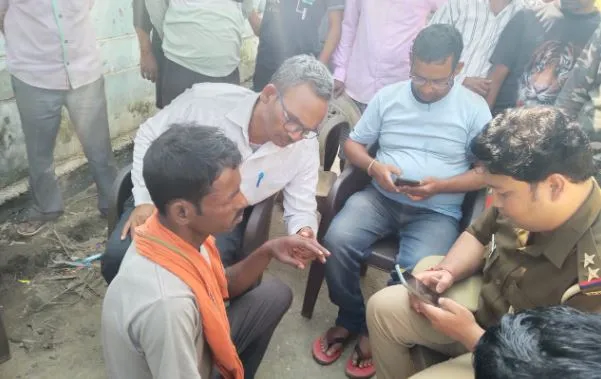 पीलीभीत: बाघ ने किसान पर किया जानलेवा हमला, नदी में कूदकर बचाई जान