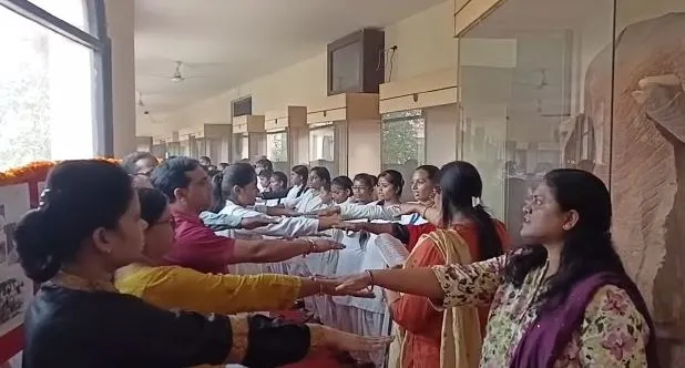 मथुरा: सरदार बल्लभ भाई पटेल की जयंती पर ली शपथ, लगाई गई जीवन पर प्रदर्शनी