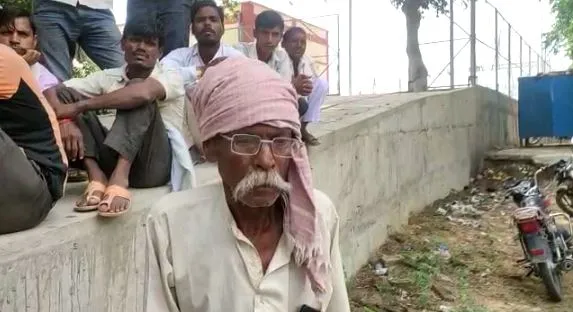बदायूं: पिता के सामने गोली मारकर बेटे की हत्या, आरोपी गिरफ्तार