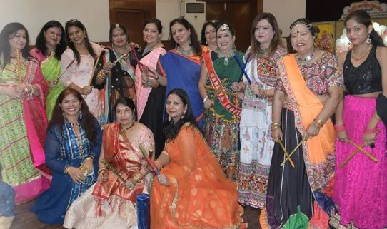 अंजना सिंह बनीं डांडिया क्वीन, बरेली क्लब में डांडिया नाइट्स का हुआ आयोजन