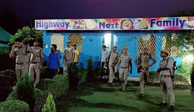 बरेली: ढाबों पर चला चेकिंग अभियान, शराब पिलाने, मादक पदार्थ की तस्करी को लेकर प्रशासन सख्त