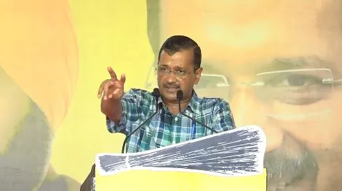 ‘IB रिपोर्ट में दावा, गुजरात में बन रही आप की सरकार, बीजेपी-कांग्रेस कर रहीं Secret Meeting’