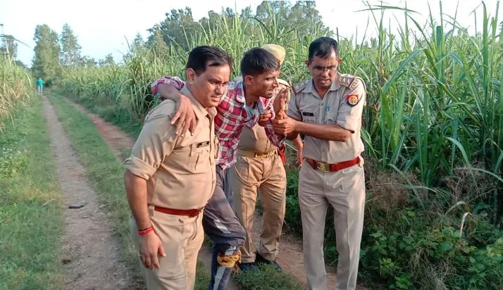 रामपुर: लूट करने वाला पुलिस मुठभेड में गिरफ्तार, पैर में लगी गोली