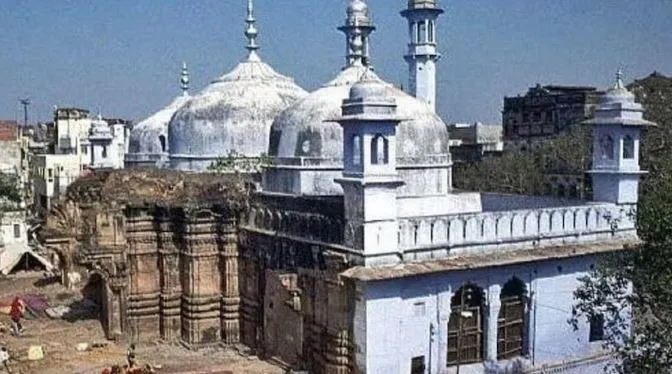 ज्ञानवापी में मिले कथित ‘शिवलिंग’ की कार्बन डेटिंग नहीं होगी, वाराणसी कोर्ट ने दिया ऑर्डर