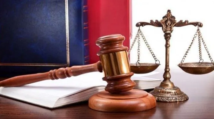 जन्म प्रमाण पत्र मामले ललितपुर से रामपुर कोर्ट पहुंचे अग्निशमन अधिकारी, जानें क्या है पूरा मामला?