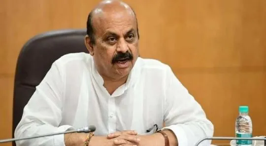 कर्नाटक के मुख्यमंत्री ने कहा- कांग्रेस के शासन में हुए भ्रष्टाचार का विवरण राहुल गांधी को भेजेंगे